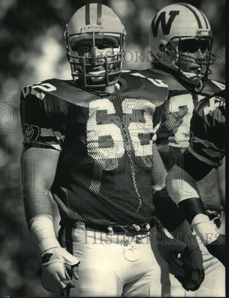 1987 Press Photo Wisconsin football player Paul Gruber is a stand out- Historic Images