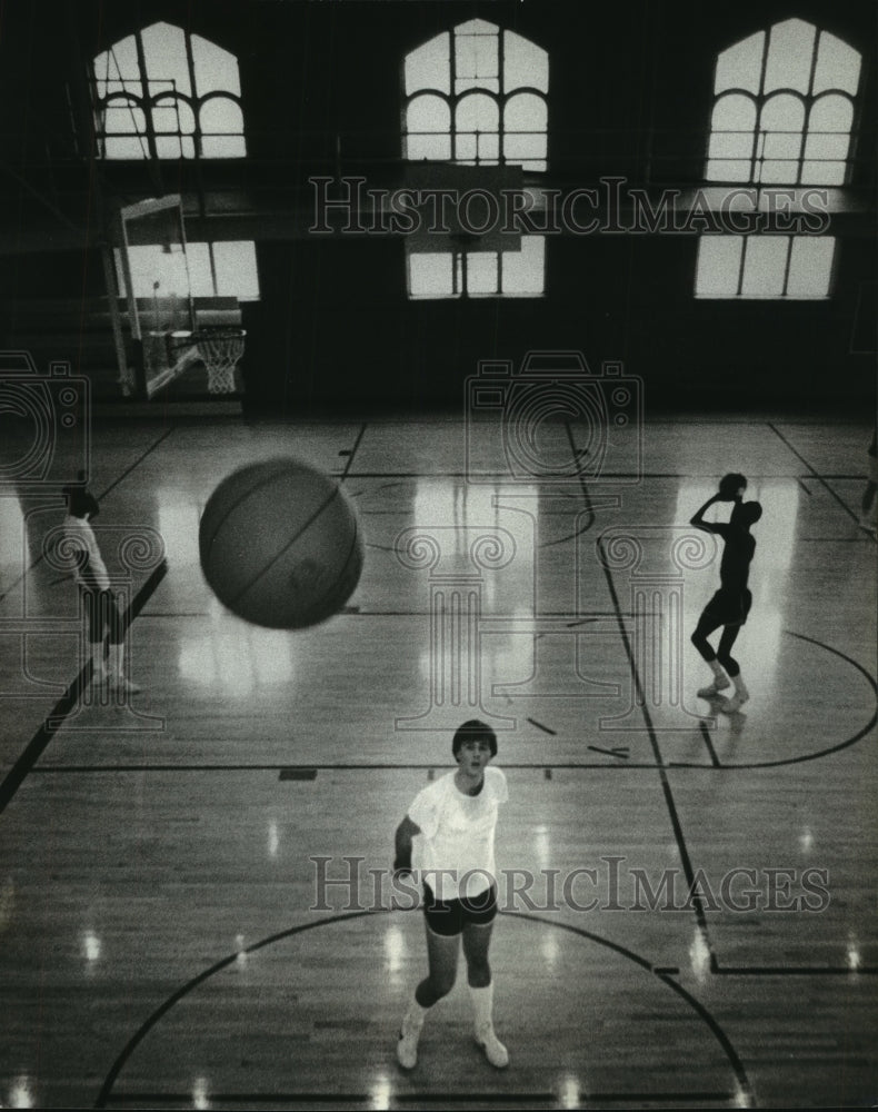 1979 Press Photo Marquette University basketball team center Dean Marquardt.- Historic Images