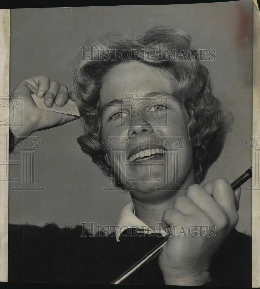 1962 Press Photo Louise Gammell defeats Mrs. Jack Williams in golf event 3 and 2- Historic Images