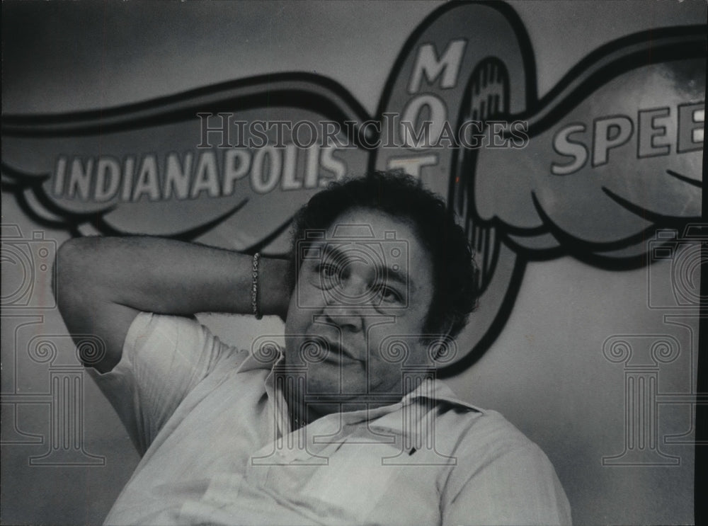 1979 Press Photo Andy Granatelli, auto racing promoter, has press conference.- Historic Images