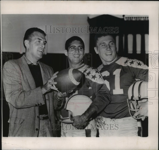 1964 Press Photo Otto Graham and co-captains in Chicago's Soldier field- Historic Images