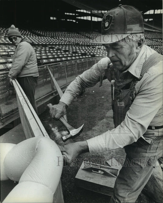 1982 Press Photo World Series preparations - mjt10467- Historic Images