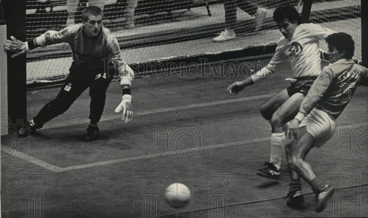 1986 Press Photo Milwaukee Wave vs Chicago soccer game at the Auditorium- Historic Images