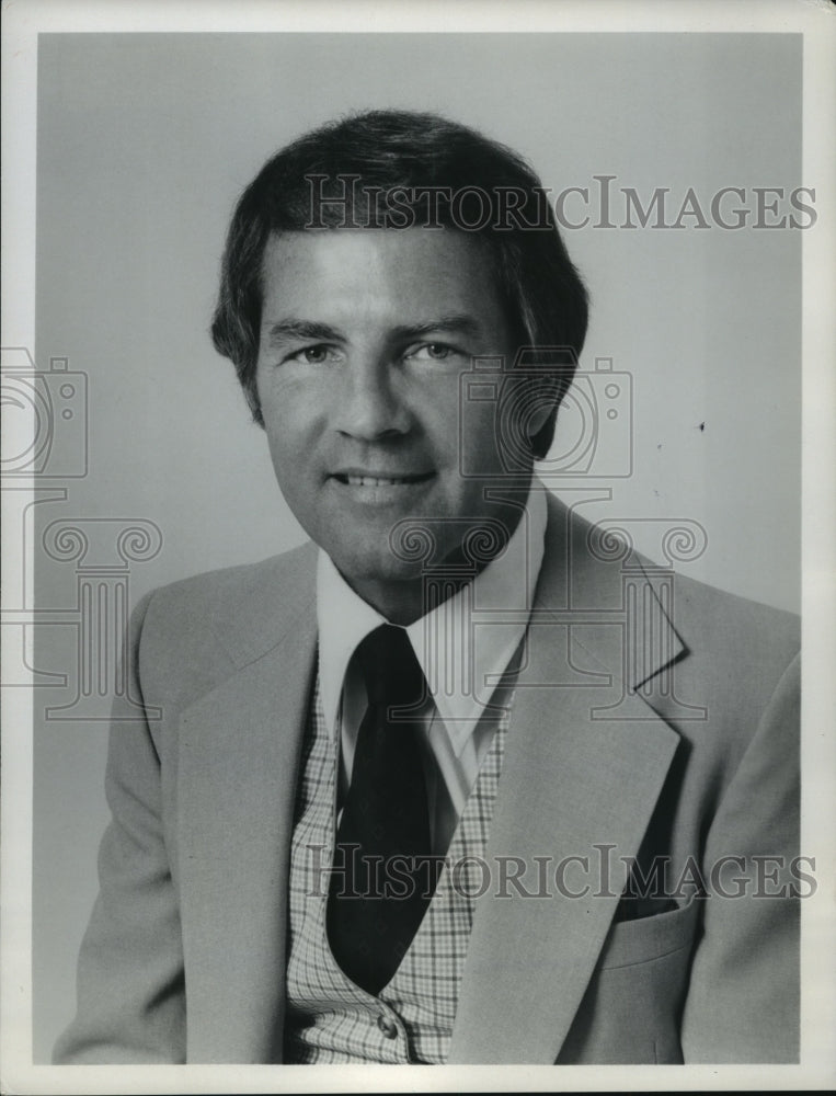 1977 Press Photo Sports commentator Frank Gifford - mjt10905- Historic Images