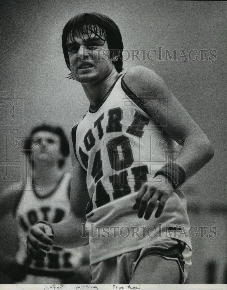 1978 Press Photo Notre Dame basketball&#39;s Jim Gruszka reacts to missed free throw- Historic Images