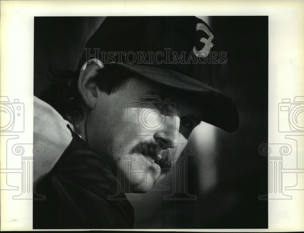 1985 Press Photo Softball Pitcher Peter Meredith Ends Up in Madison, Wisconsin- Historic Images