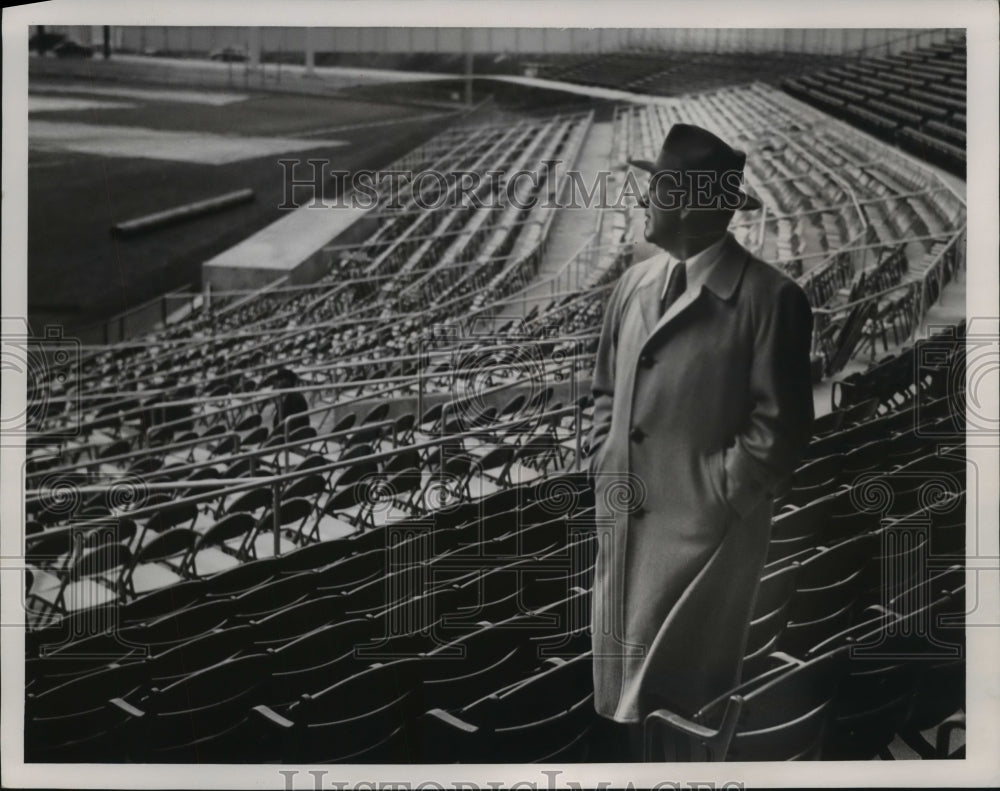 1959 Press Photo Braves Manager Charlie Grimm at Stadium - mjt11403- Historic Images