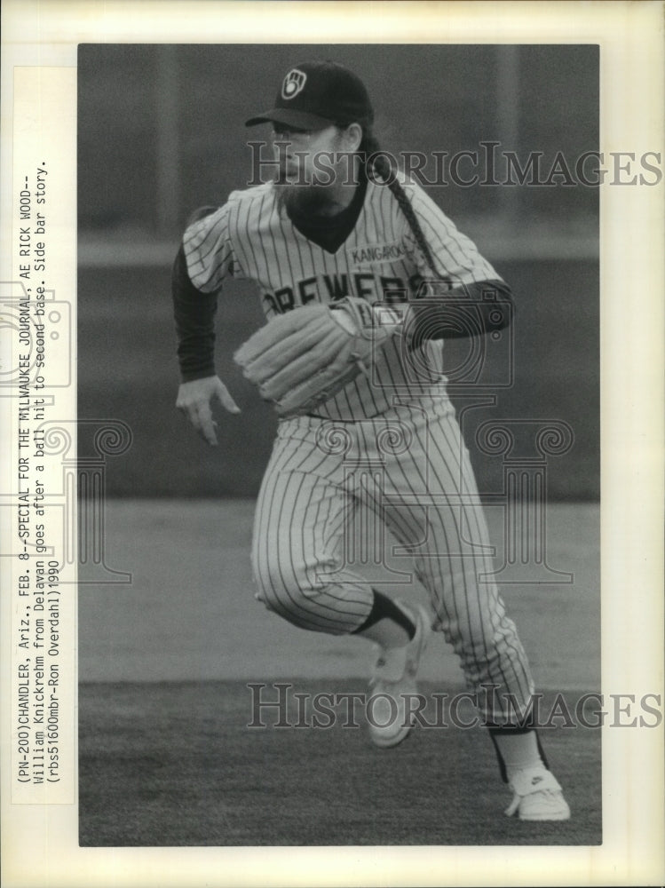 1990 Press Photo William Knickrehm goes after ball at fantasy camp, Arizona.- Historic Images