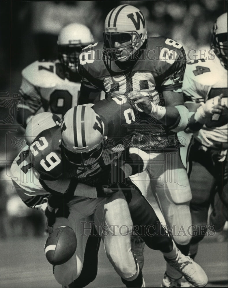 1988 Press Photo Fred Owens, Wisconsin Badgers football player - mjt12108- Historic Images