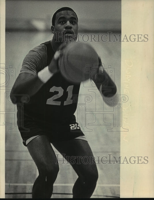 1985 Press Photo University of Wisconsin-Whitewater basketball's Dwayne Johnson- Historic Images