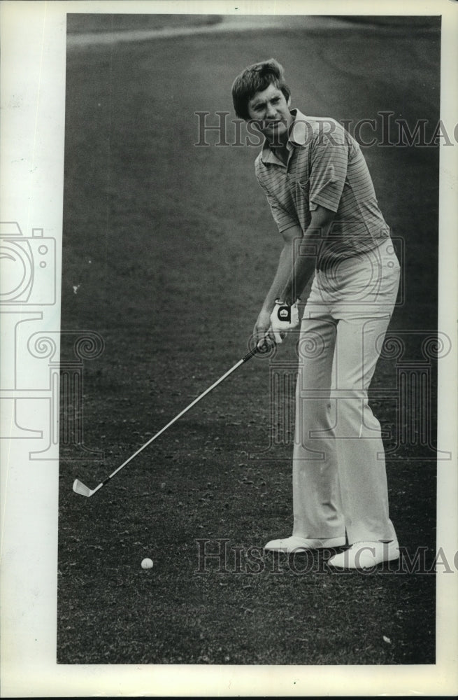 1982 Press Photo Pro Golfer Andy North of Madison at Tuckaway Country Club- Historic Images