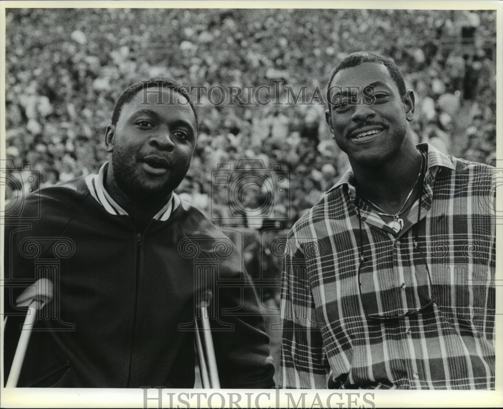 1986 Press Photo Eddie Lee Ivery of Green Bay Packers with another player.- Historic Images