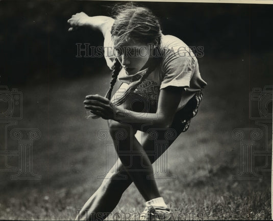 1980 Press Photo Speed Skating Star Beth Heiden Performs "Dry Land" Exercises- Historic Images