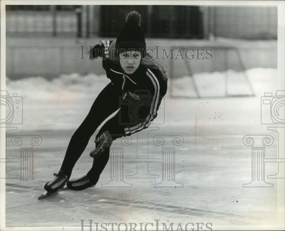 1977 Press Photo United States Speed Skater Beth Heiden of Madison, Wisconsin- Historic Images