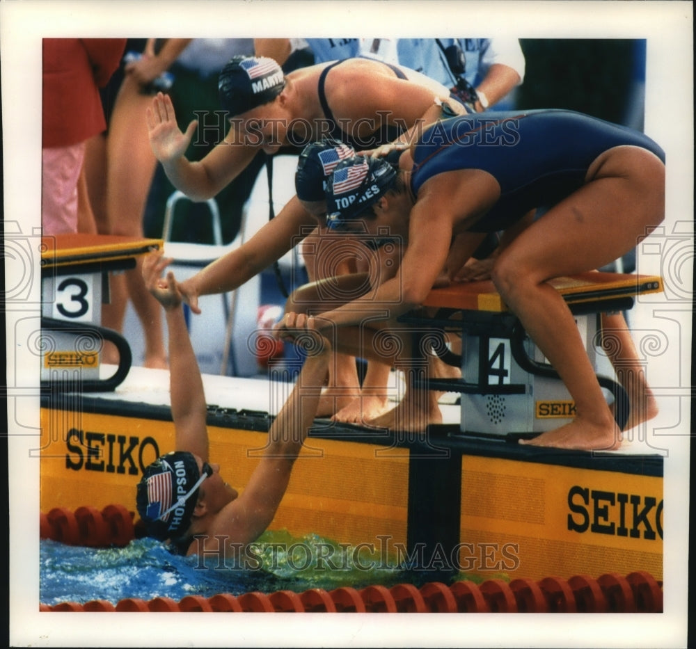 1992 Press Photo U.S. swimming teammates celebrate Summer Olympic victory- Historic Images