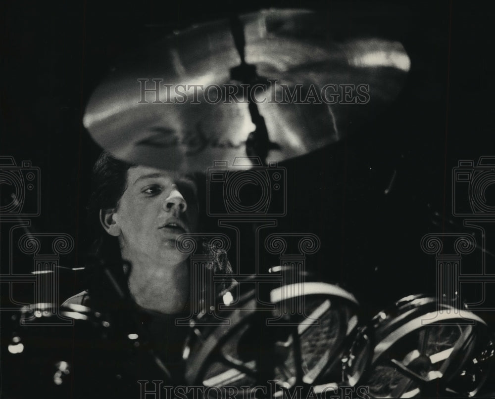 1987 Press Photo Homestead High School&#39;s Jay Shapiro at battle of the bands- Historic Images