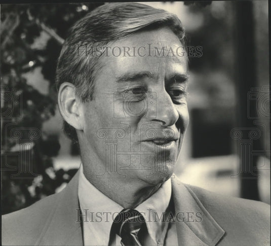 1986 Press Photo University Of Wisconsin Badgers' Football Coach Jim Hilles- Historic Images
