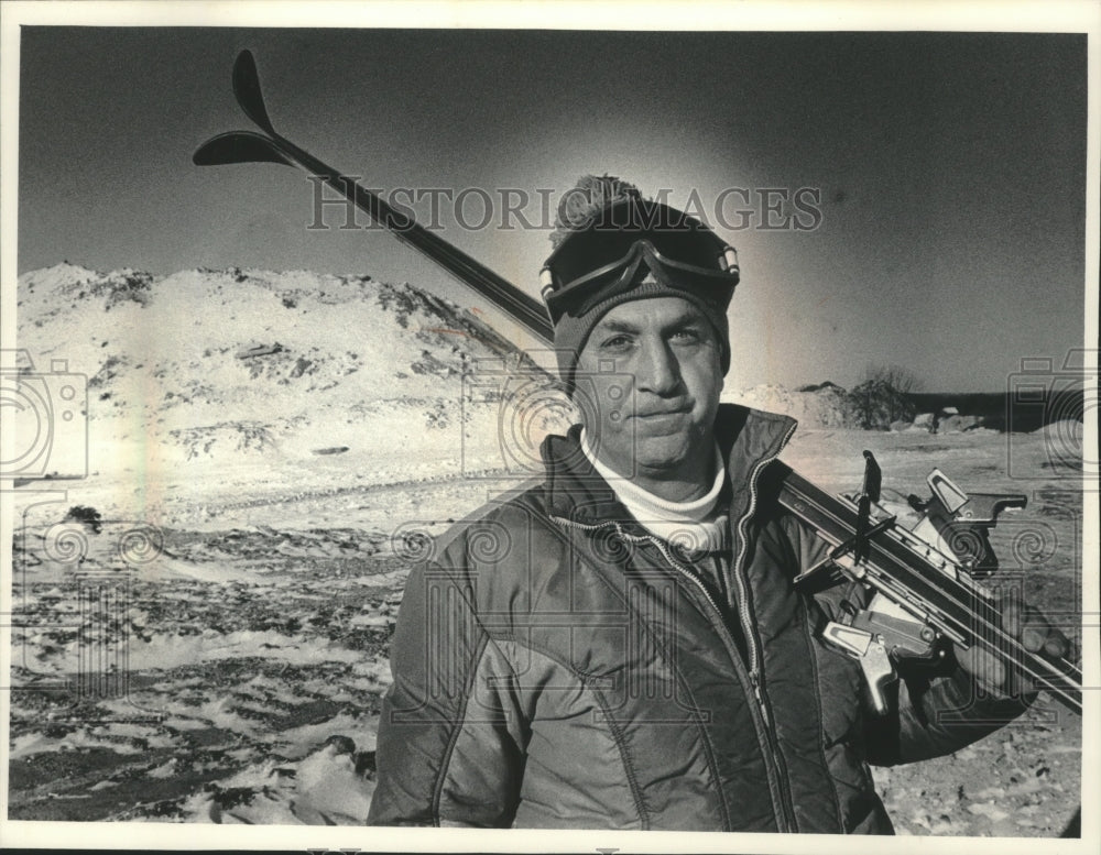 1985 Press Photo John Kaishian to open Milwaukee county&#39;s 1st private ski hill.- Historic Images