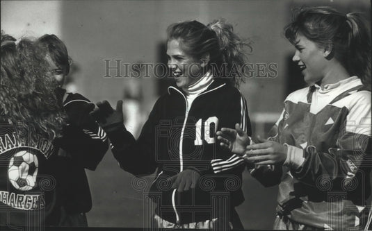 1990 Press Photo Sherri Skibski cheering with Soccer team members. - mjt13583- Historic Images