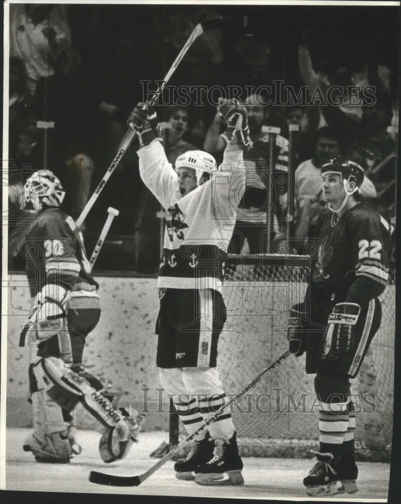 1990 Press Photo Admirals hockey&#39;s Todd Hawkins celebrates his goal during game- Historic Images