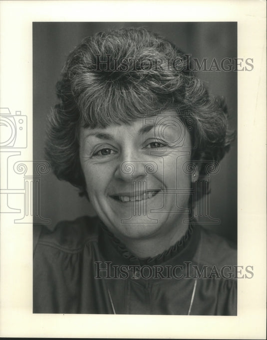 1984 Press Photo Kit Saunders, UW-Women's athletic director - mjt13847- Historic Images