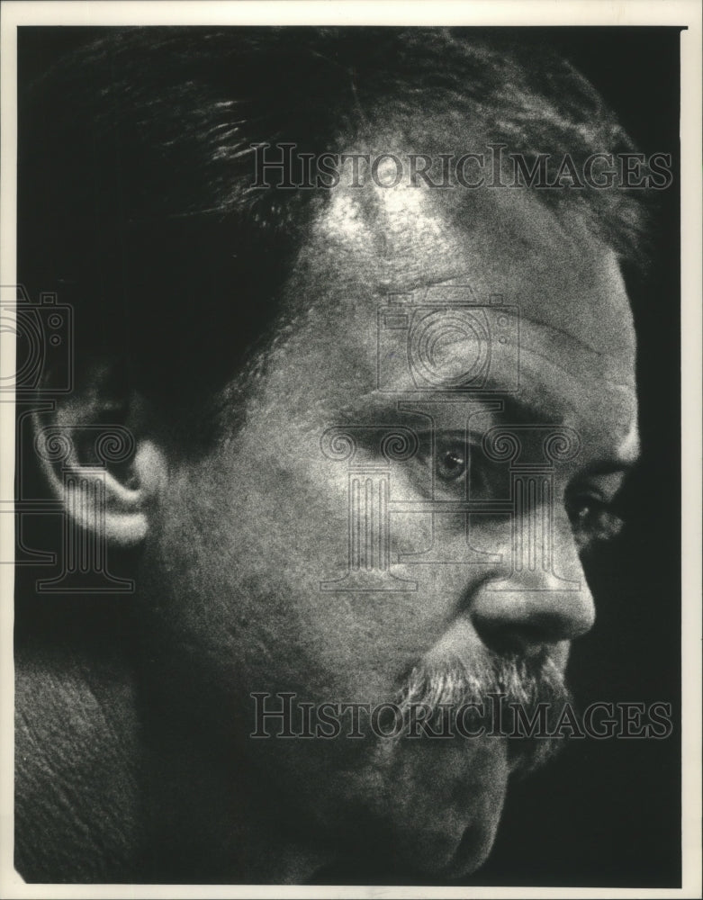 1988 Press Photo Former Milwaukee Brewers baseball player, Charlie Moore- Historic Images