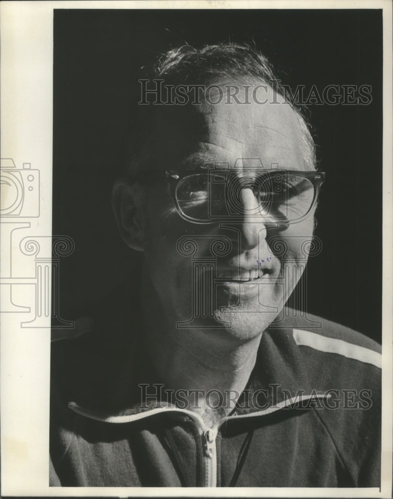 1977 Press Photo Washington High School Basketball Clyde Rusk - mjt14077- Historic Images