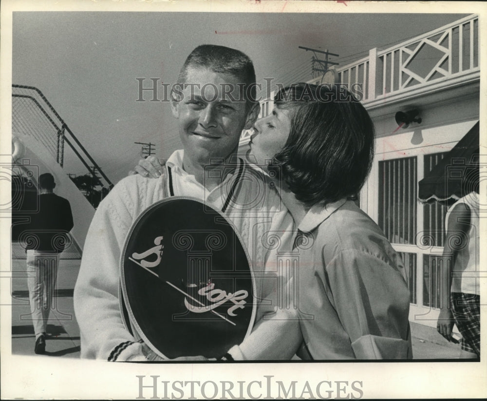 1967 Press Photo Siblings Cliff &amp; Nancy Richey, clay court tennis champions- Historic Images