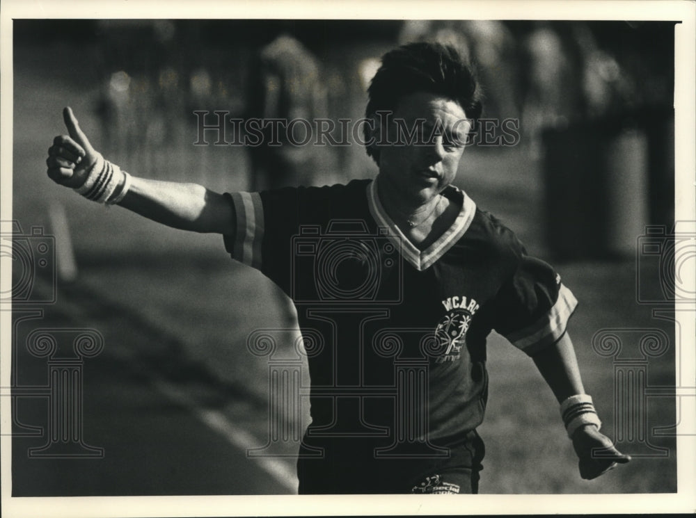 1988 Press Photo Jesse Padilla races in Stevens Point Special Olympics Games- Historic Images