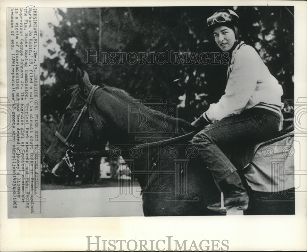 1968 Press Photo Barbara Jo Rubin files suit to become a jockey, Florida- Historic Images