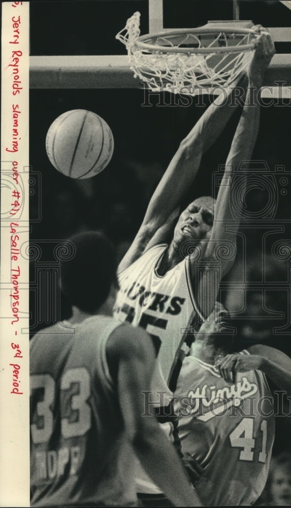 1987 Press Photo Milwaukee Bucks Jerry Reynolds slams the basketball - mjt14913- Historic Images