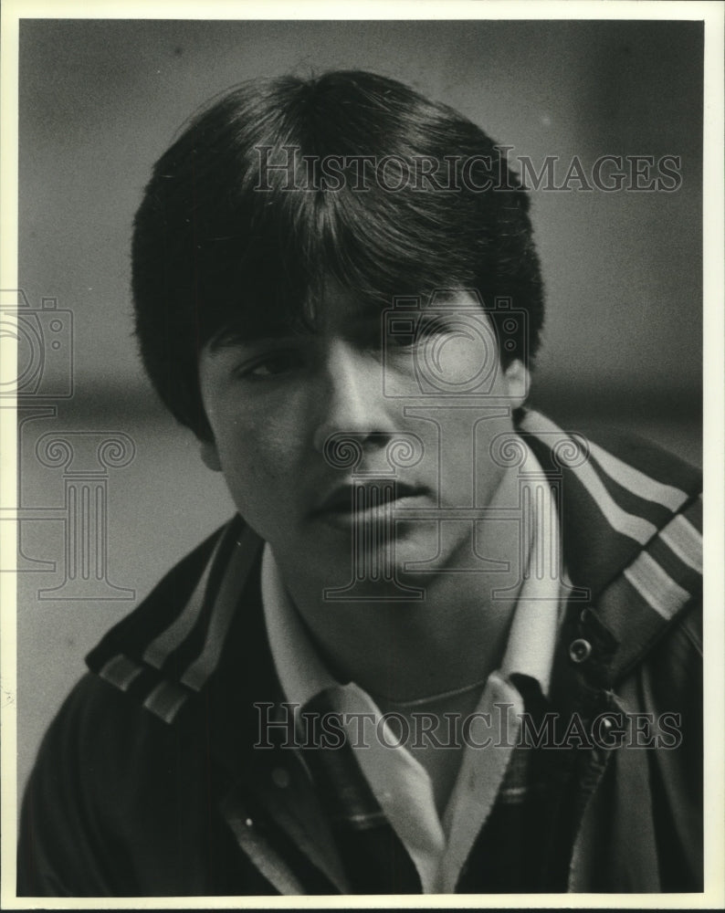 1980 Press Photo Tom Schlicht multiple sports player and senior at Messmer High.- Historic Images