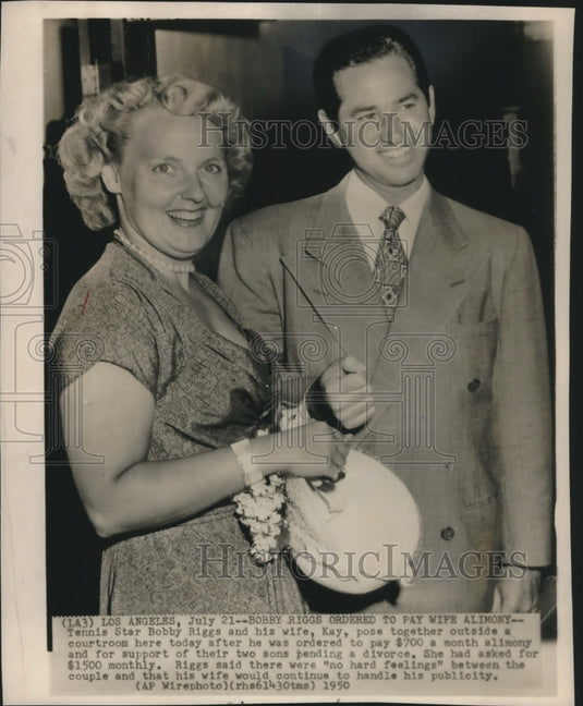 1950 Press Photo Tennis star Bobby Riggs & his wife, Kay, outside L.A. courtroom- Historic Images