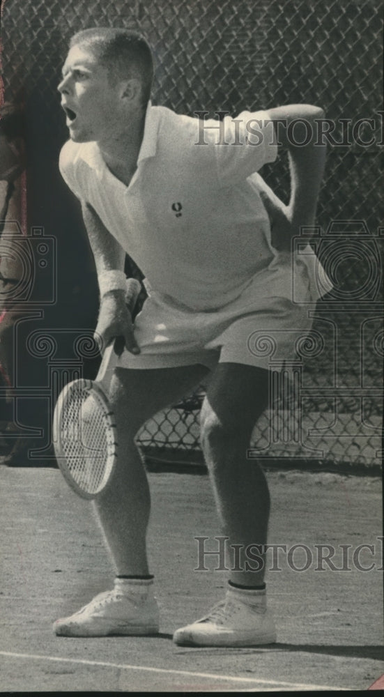 1985 Press Photo Tennis champ Cliff Richey in action during a championship match- Historic Images