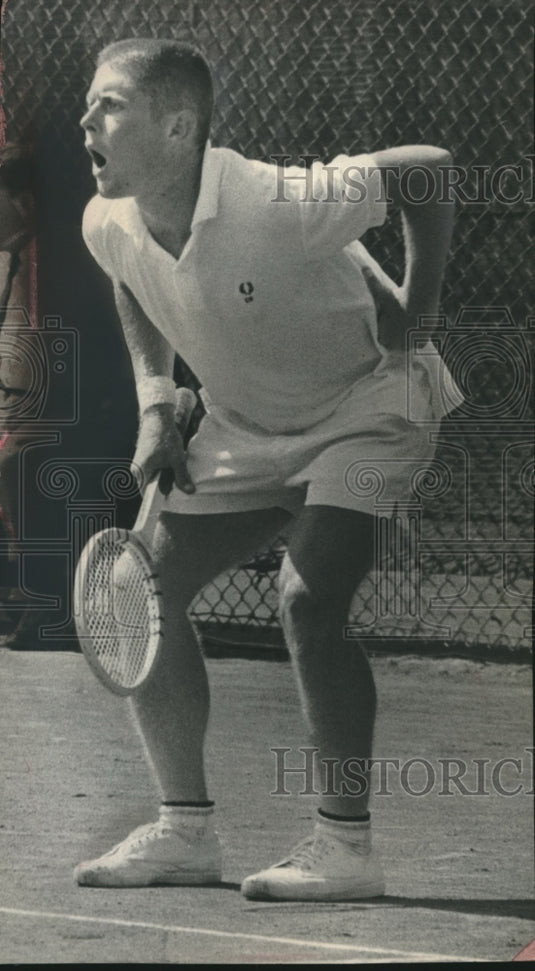 1985 Press Photo Tennis champ Cliff Richey in action during a championship match- Historic Images