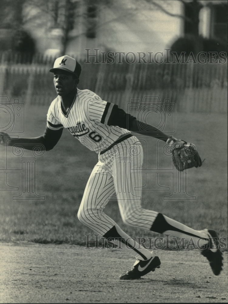 1986 Press Photo Larry Hisle Jr. freshman going for baseball during game.- Historic Images