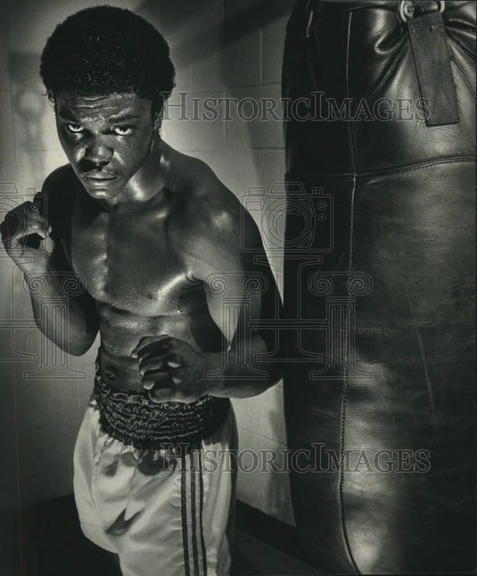 1986 Press Photo Milwaukee boxer Anthony Pearson at a workout after turning pro- Historic Images