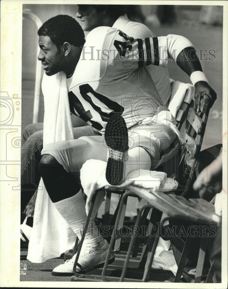 1981 Press Photo Green Bay Packers football&#39;s Eddie Lee Ivery on the sidelines- Historic Images