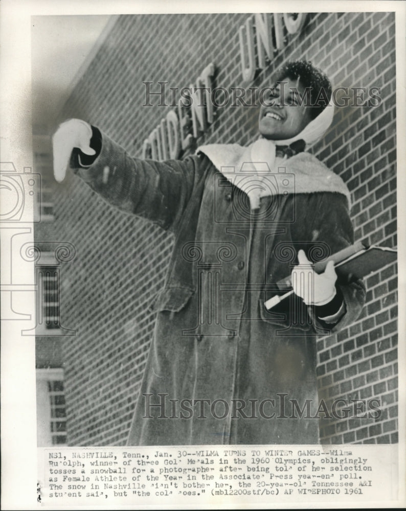 1961 Press Photo Olympic Track Star Wilma Rudolph Tosses Snowball in Nashville- Historic Images