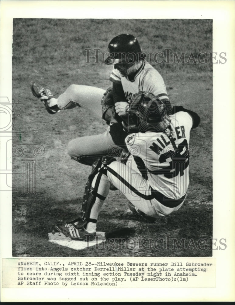 1987 Press Photo Brewers baseball&#39;s Bill Schroeder flies into Angels catcher- Historic Images