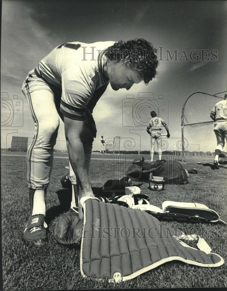 1985 Press Photo Milwaukee baseball catcher Bill Schroeder - mjt15685- Historic Images