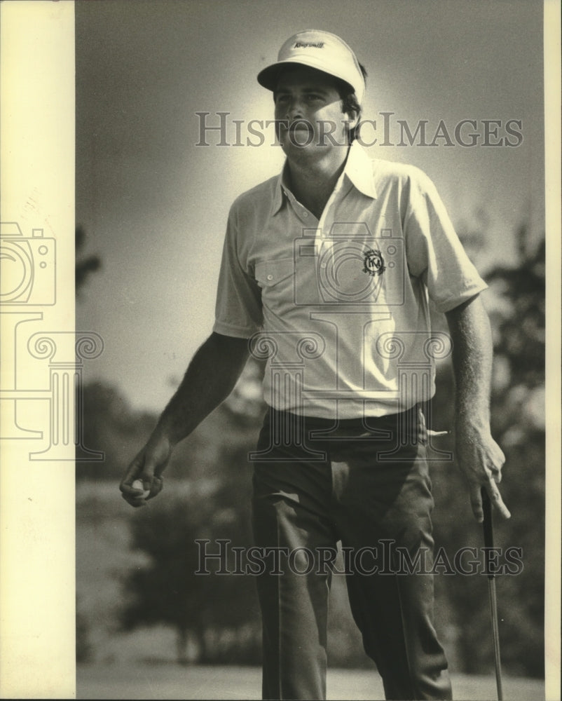 1980 Press Photo Curtis Strange on golf course. - mjt16482- Historic Images