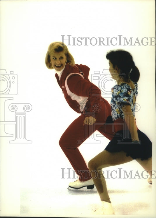 1993 Press Photo Olympic U.S. figure skating head, Gale Tanger and companion- Historic Images