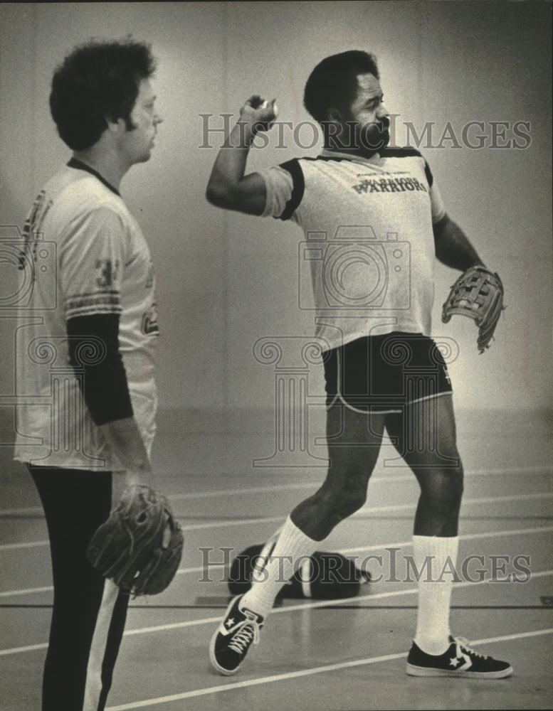 1980 Press Photo Milwaukee Brewers&#39; Larry Hisle in recovery workout - mjt16775- Historic Images