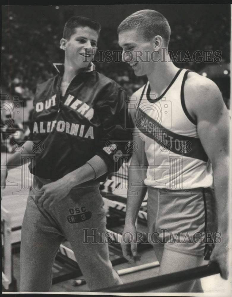 1963 Press Photo Pole vaulter Brian Sternberg congratulated by Mike Flannigan- Historic Images