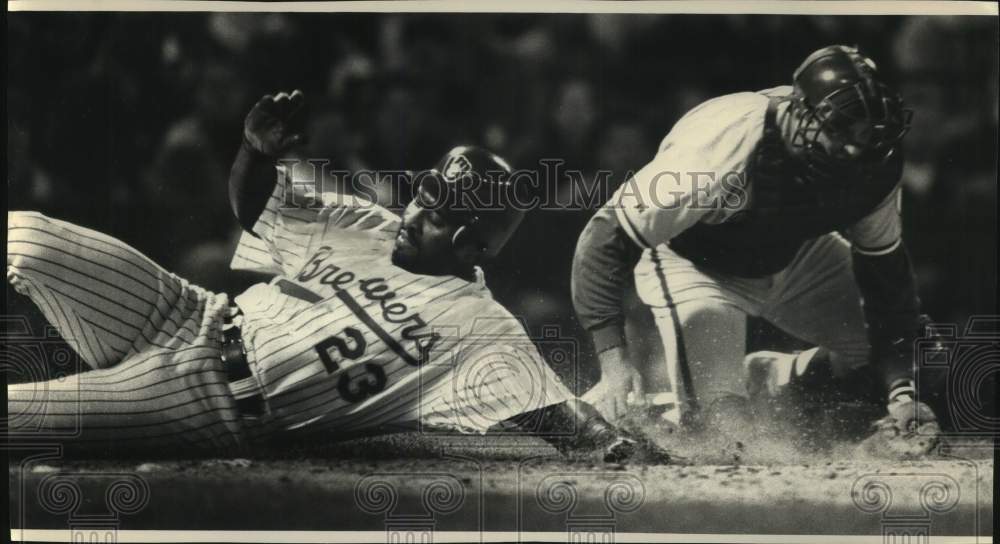 1992 Press Photo Greg Vaughn slides past Royals catcher Mike Macfarlane- Historic Images