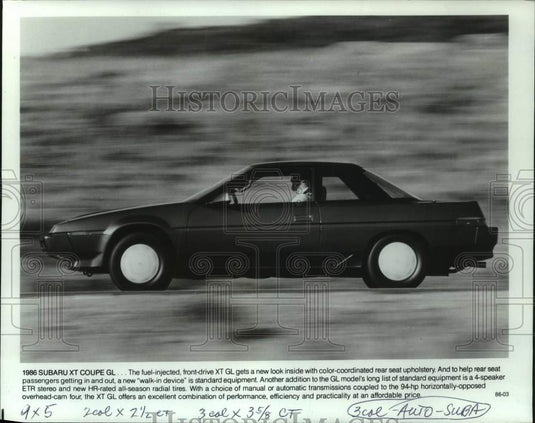 1985 Press Photo Man driving 1986 Subaru XT coupe GL - mjt19540- Historic Images