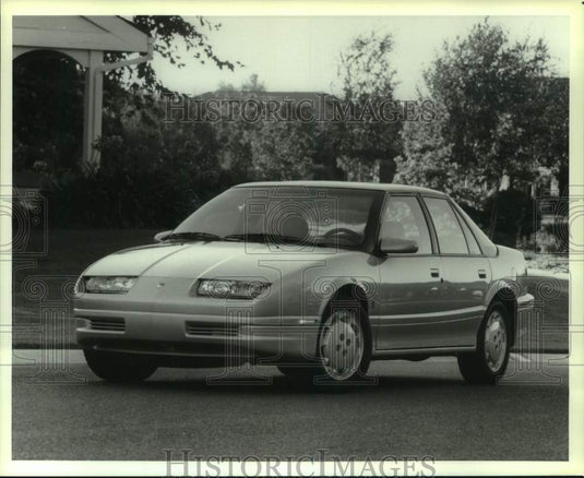 1991 Press Photo 1991 Saturn Sports Touring Sedan -SL2 - mjt19593- Historic Images