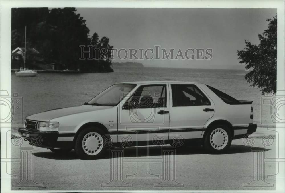 1985 Press Photo 1986 Saab 9000 Turbo sedan - mjt19635- Historic Images