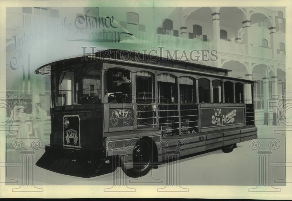 1983 Press Photo Milwaukee County may seek bids on 3 trolley buses. - mjt20058- Historic Images